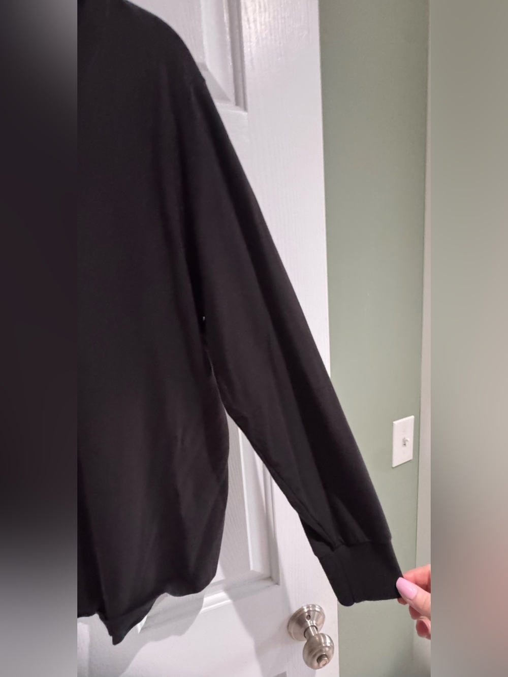 Terra & Sky Black V-Neck Long Sleeve Top - Picture 4 of 7